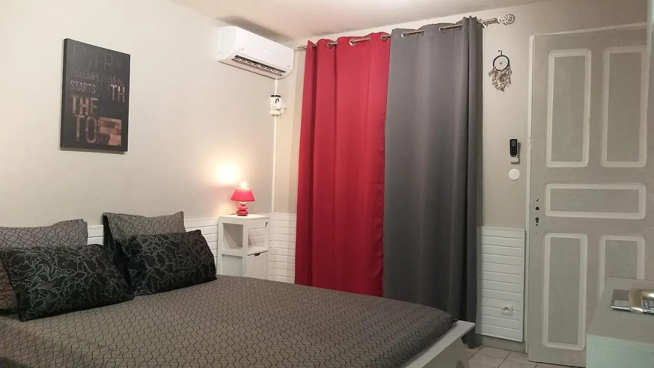 דירה שולשה Grand F2, Fibre, Spa, Clim Ch, Jardin, Parking